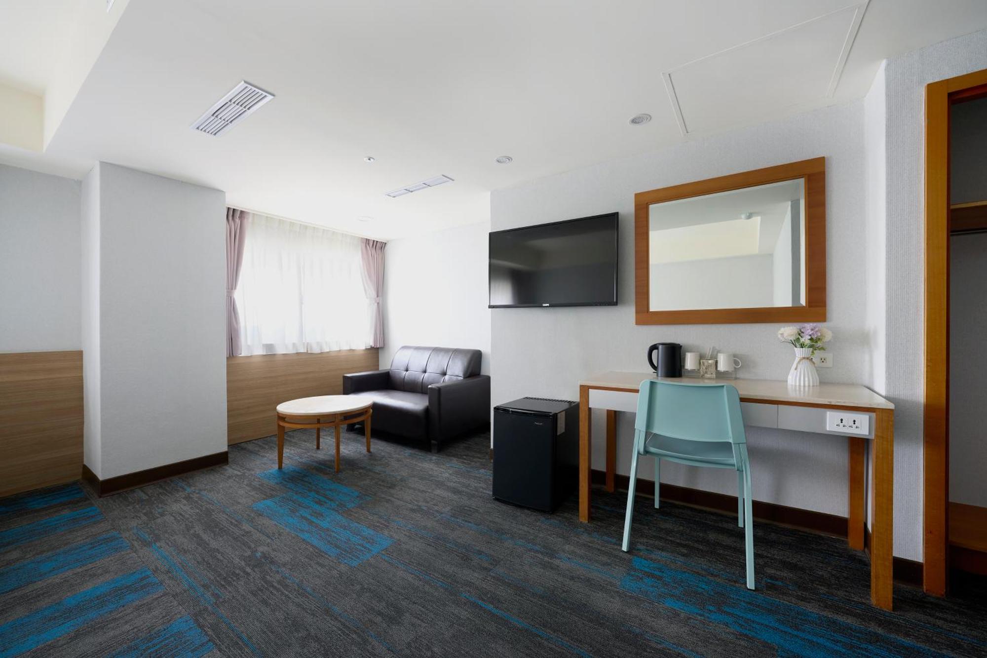 華麗大飯店ferrary Hotel Taipei Extérieur photo