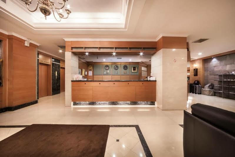 華麗大飯店ferrary Hotel Taipei Extérieur photo